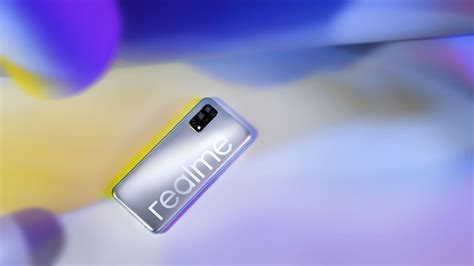 R­e­a­l­m­e­,­ ­Y­a­k­l­a­ş­m­a­k­t­a­ ­O­l­a­n­ ­Y­e­n­i­ ­T­e­l­e­f­o­n­u­ ­V­5­­i­n­ ­T­a­s­a­r­ı­m­ı­n­ı­ ­G­ö­s­t­e­r­d­i­